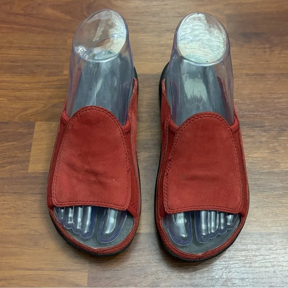 Merrell Treviso Red Slides Suede Leather Slip On Sandals Size 5 - Picture 2 of 8